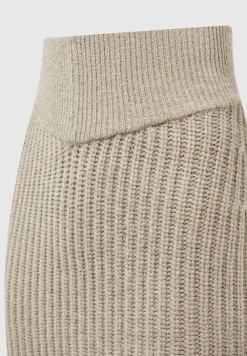 Angled Waist Knit Maxi Skirt