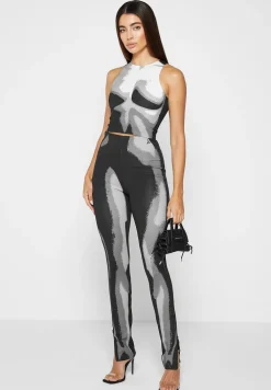 Body Print Racer Top