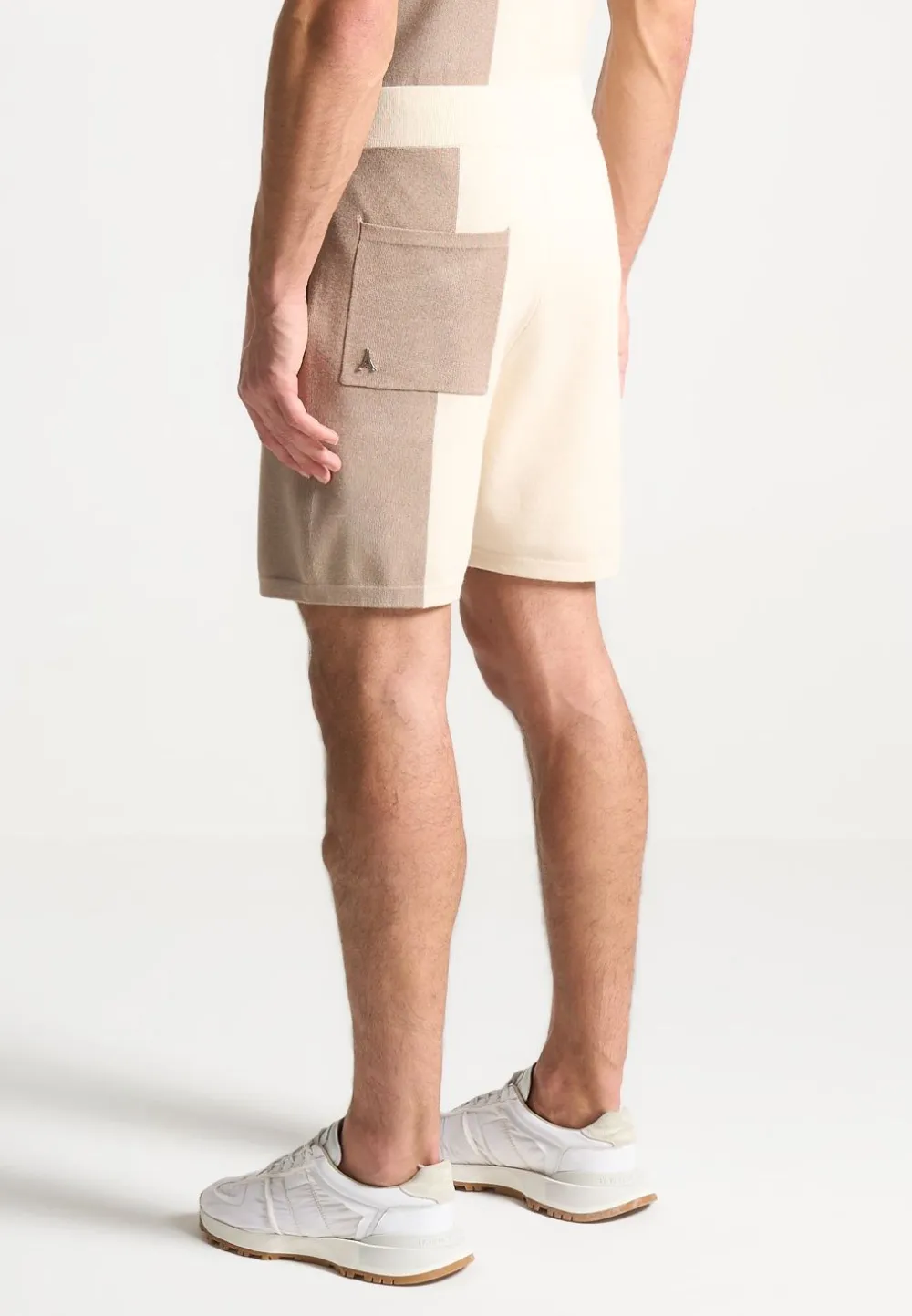 Colour Block Knit Shorts - Black/Beige