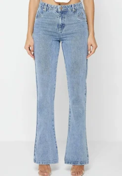 Mid Rise Flared Jeans