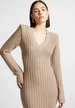Wide Shoulder Knitted Midaxi Dress